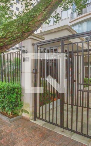 Apartamento à venda com 70m², 2 quartos e 2 vagas Apartamento à venda com 70m², 2 quartos e 2 vagasFachada
