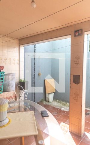 Casa à venda com 178m², 3 quartos e 3 vagasÁrea de serviço