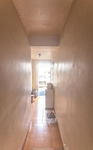 Casa à venda com 178m², 3 quartos e 3 vagasHall de entrada