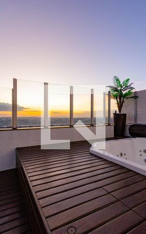 Apartamento à venda com 235m², 3 quartos e 3 vagas Apartamento à venda com 235m², 3 quartos e 3 vagasCobertura
