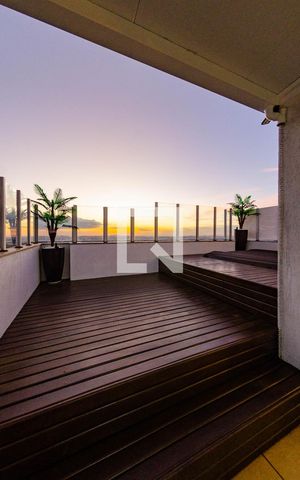 Apartamento à venda com 235m², 3 quartos e 3 vagas Apartamento à venda com 235m², 3 quartos e 3 vagasCobertura