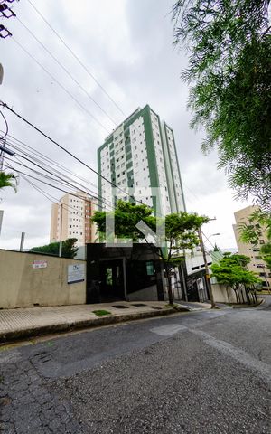 Apartamento à venda com 235m², 3 quartos e 3 vagas Apartamento à venda com 235m², 3 quartos e 3 vagasFachada