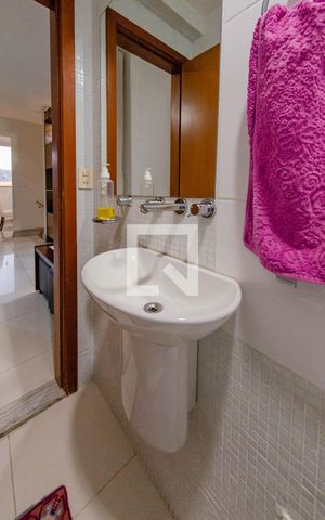 Apartamento à venda com 235m², 3 quartos e 3 vagas Apartamento à venda com 235m², 3 quartos e 3 vagasBanheiro
