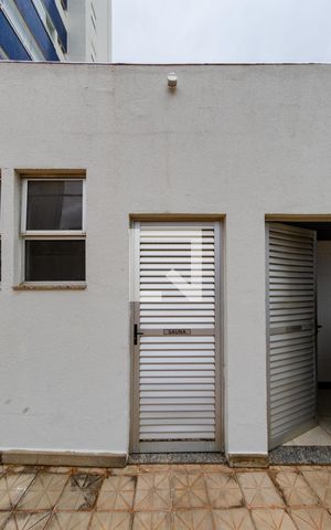 Apartamento à venda com 235m², 3 quartos e 3 vagas Apartamento à venda com 235m², 3 quartos e 3 vagasÁrea comum