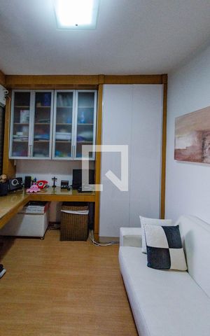 Apartamento à venda com 235m², 3 quartos e 3 vagas Apartamento à venda com 235m², 3 quartos e 3 vagasQuarto 2