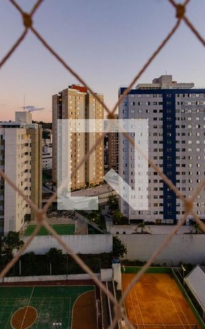 Apartamento à venda com 235m², 3 quartos e 3 vagas Apartamento à venda com 235m², 3 quartos e 3 vagasVista