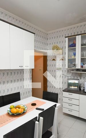 Casa à venda com 180m², 3 quartos e 2 vagasCozinha 