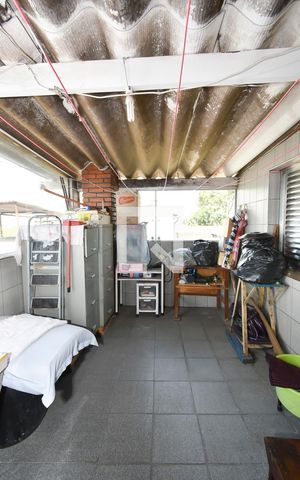 Casa à venda com 180m², 3 quartos e 2 vagasLavanderia 