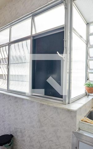 Apartamento à venda com 89m², 3 quartos e sem vaga Apartamento à venda com 89m², 3 quartos e sem vagaÁrea de serviço
