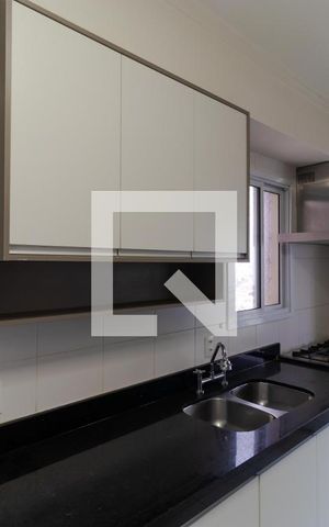 Apartamento à venda com 108m², 3 quartos e 2 vagas Apartamento à venda com 108m², 3 quartos e 2 vagasCozinha