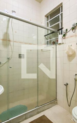 Apartamento à venda com 67m², 3 quartos e sem vagaBanheiro de serviço