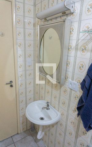 Apartamento para alugar com 51m², 1 quarto e sem vagaBanheiro