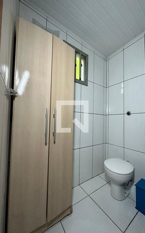 Casa à venda com 240m², 2 quartos e 2 vagasBanheiro 2