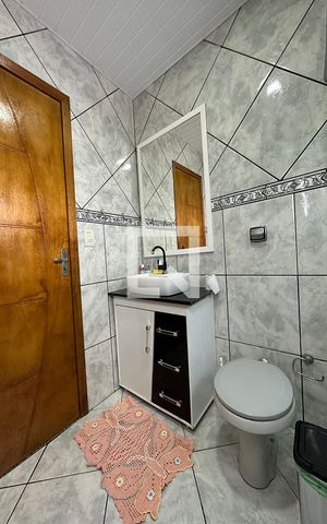 Casa à venda com 240m², 2 quartos e 2 vagasBanheiro 1