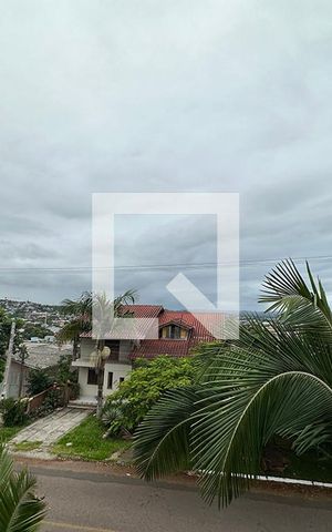 Casa à venda com 240m², 2 quartos e 2 vagasVista da Sacada