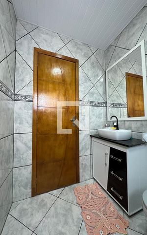 Casa à venda com 240m², 2 quartos e 2 vagasBanheiro 1