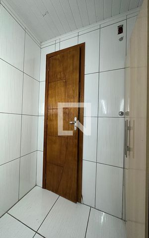 Casa à venda com 240m², 2 quartos e 2 vagasBanheiro 2