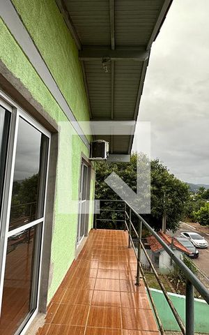 Casa à venda com 240m², 2 quartos e 2 vagasVista da Sacada