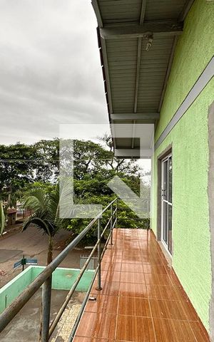 Casa à venda com 240m², 2 quartos e 2 vagasVista da Sacada
