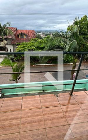 Casa à venda com 240m², 2 quartos e 2 vagasVista da Sacada