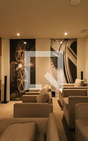 Apartamento para alugar com 116m², 3 quartos e 2 vagas Apartamento para alugar com 116m², 3 quartos e 2 vagasCinema