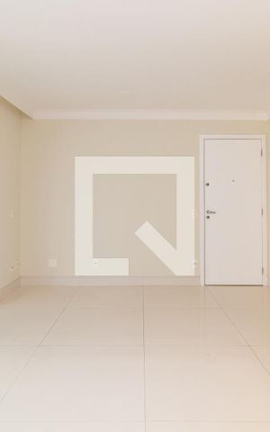 Apartamento para alugar com 116m², 3 quartos e 2 vagas Apartamento para alugar com 116m², 3 quartos e 2 vagasSala