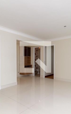 Apartamento para alugar com 116m², 3 quartos e 2 vagas Apartamento para alugar com 116m², 3 quartos e 2 vagasSala