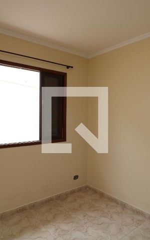 Casa para alugar com 134m², 4 quartos e 2 vagasQuarto 2