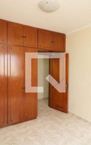 Casa para alugar com 134m², 4 quartos e 2 vagasQuarto