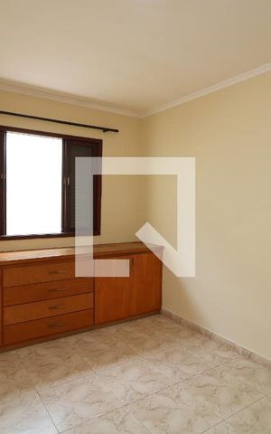 Casa para alugar com 134m², 4 quartos e 2 vagasQuarto 3