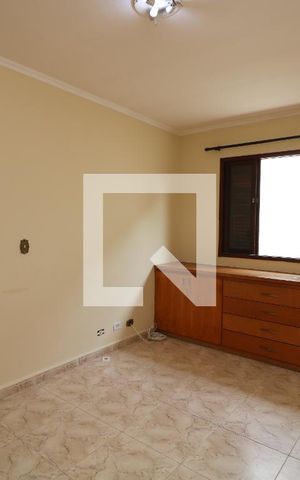 Casa para alugar com 134m², 4 quartos e 2 vagasQuarto 3