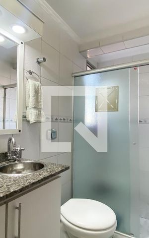 Apartamento à venda com 64m², 2 quartos e 1 vaga Apartamento à venda com 64m², 2 quartos e 1 vagaBanheiro