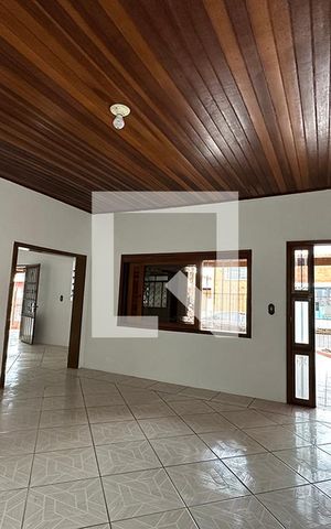 Casa à venda com 192m², 4 quartos e 4 vagasSala