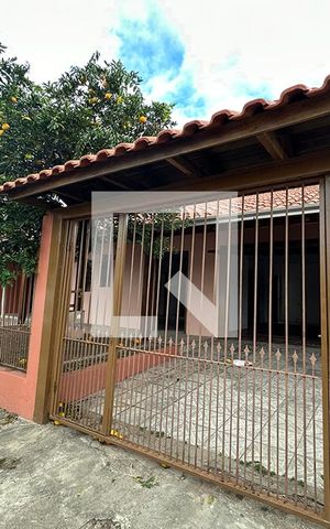 Casa à venda com 192m², 4 quartos e 4 vagasFachada