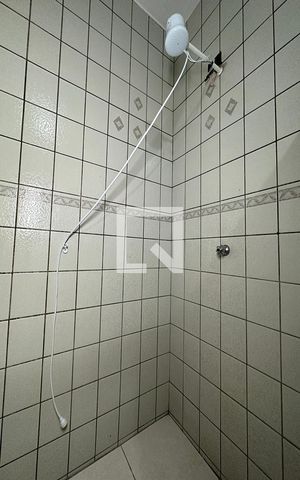 Casa à venda com 192m², 4 quartos e 4 vagasBox do Banheiro Social