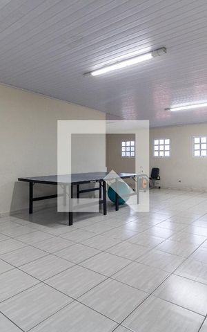 Casa à venda com 350m², 5 quartos e 6 vagas Casa à venda com 350m², 5 quartos e 6 vagasCobertura