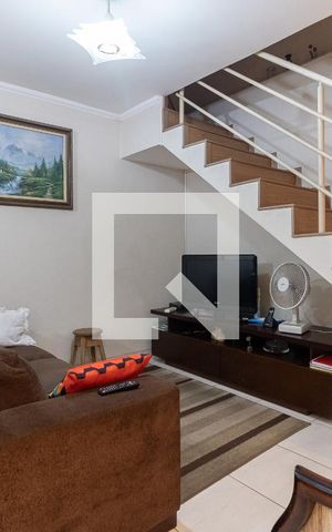 Casa à venda com 350m², 5 quartos e 6 vagas Casa à venda com 350m², 5 quartos e 6 vagasSala da Edícula