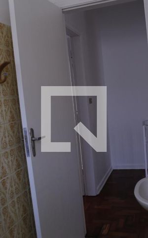 Casa à venda com 178m², 3 quartos e 2 vagasBanheiro