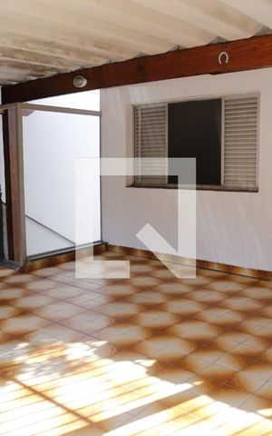 Casa à venda com 178m², 3 quartos e 2 vagasGaragem