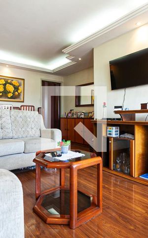 Apartamento à venda com 88m², 3 quartos e 1 vaga Apartamento à venda com 88m², 3 quartos e 1 vagaSala