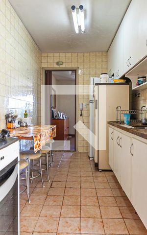 Apartamento à venda com 88m², 3 quartos e 1 vaga Apartamento à venda com 88m², 3 quartos e 1 vagaCozinha