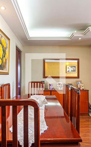Apartamento à venda com 88m², 3 quartos e 1 vaga Apartamento à venda com 88m², 3 quartos e 1 vagaSala