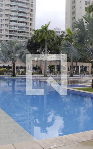 Apartamento para alugar com 84m², 3 quartos e 1 vagaÁrea comum - Piscina