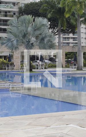 Apartamento para alugar com 84m², 3 quartos e 1 vagaÁrea comum - Piscina