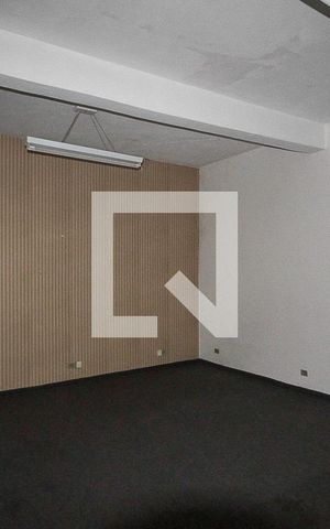 Casa à venda com 360m², 3 quartos e 5 vagas Casa à venda com 360m², 3 quartos e 5 vagasEdícula