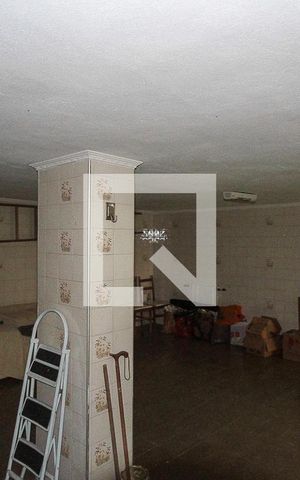 Casa à venda com 360m², 3 quartos e 5 vagas Casa à venda com 360m², 3 quartos e 5 vagasSalão