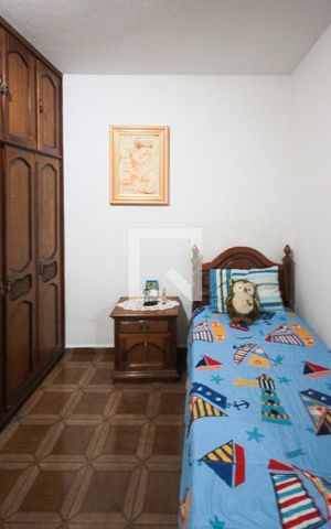 Casa à venda com 360m², 3 quartos e 5 vagas Casa à venda com 360m², 3 quartos e 5 vagasQuarto 03