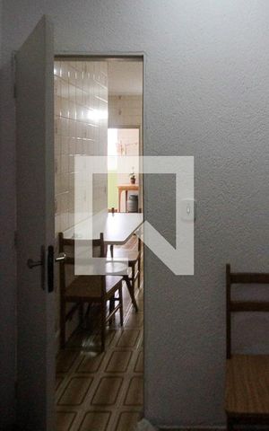 Casa à venda com 360m², 3 quartos e 5 vagas Casa à venda com 360m², 3 quartos e 5 vagasQuarto de Serviço