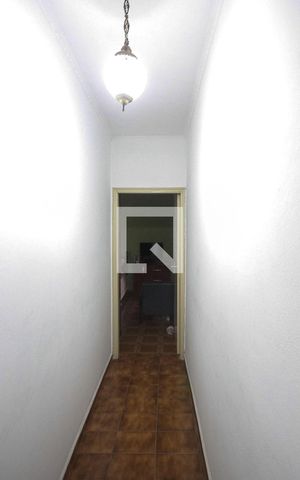 Casa à venda com 360m², 3 quartos e 5 vagas Casa à venda com 360m², 3 quartos e 5 vagasCorredor suíte 02