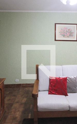 Casa à venda com 360m², 3 quartos e 5 vagas Casa à venda com 360m², 3 quartos e 5 vagasSala